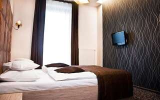Отель Hotel Vis A Vis Олесница Двухместный номер с 1 кроватью-5